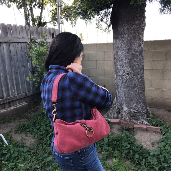 Miu Miu Handbags - Mauve distressed shoulder bag 💜 miu miu